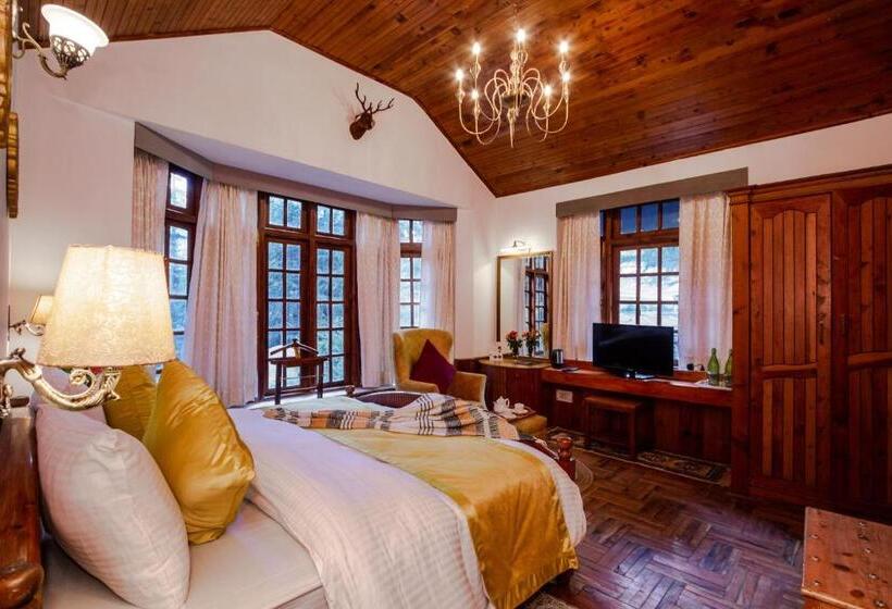 هتل Marys Cottages