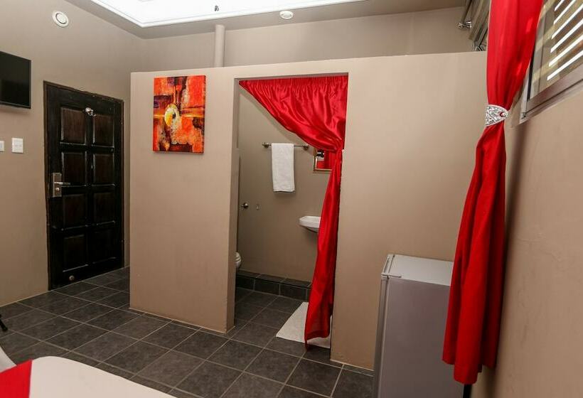 Отель Metro Express