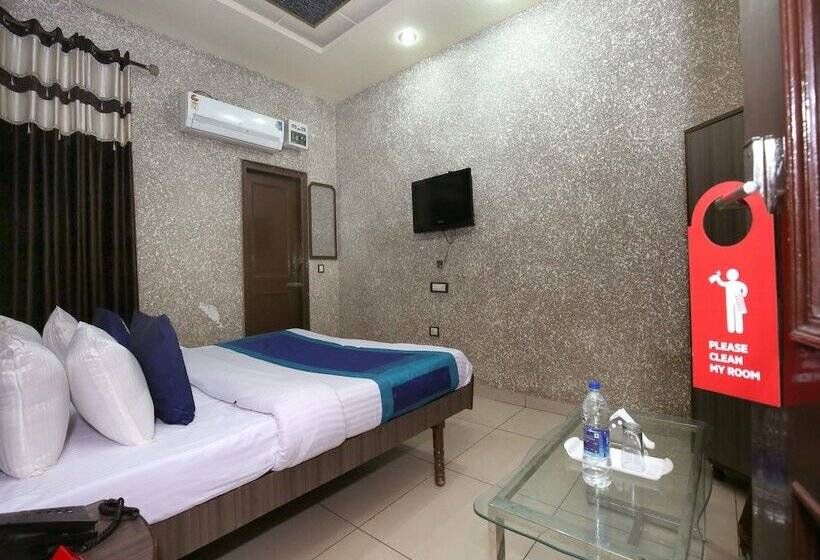 ホテル Prem Sagar