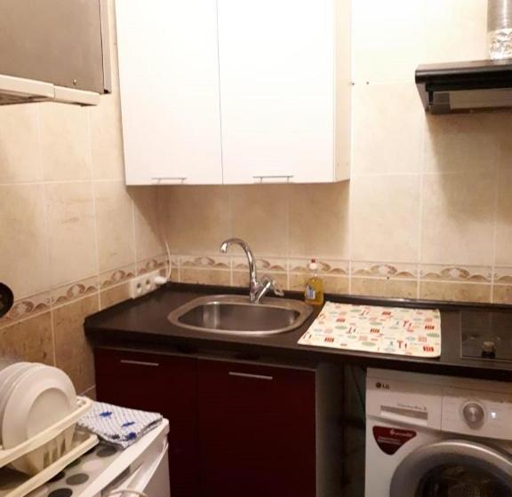 هتل Rodnik Guest House