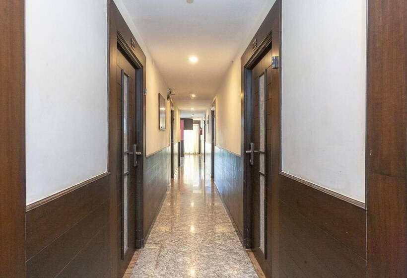 Отель Sumi Palace