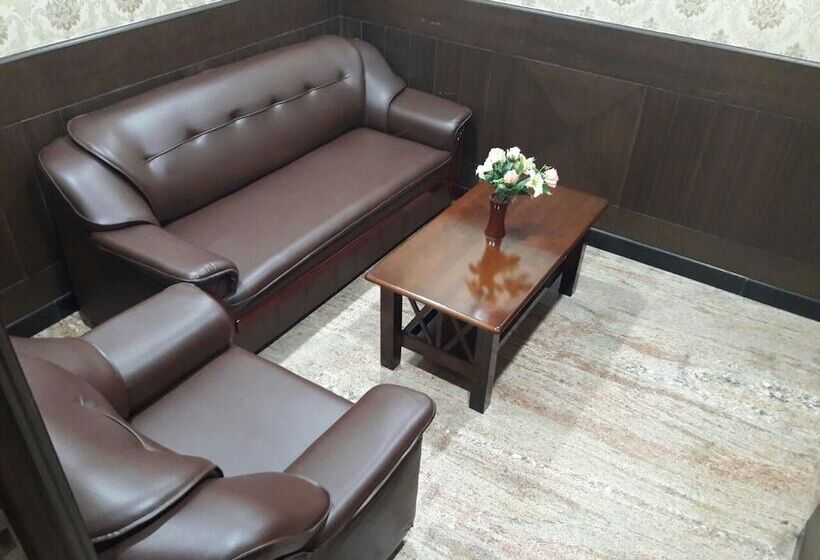 Отель Sumi Palace