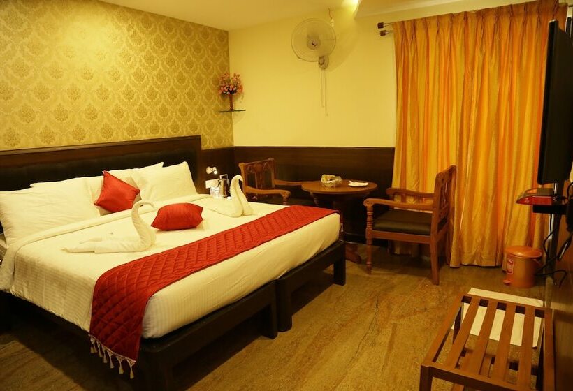 Отель Sumi Palace