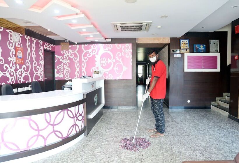 Отель Sumi Palace