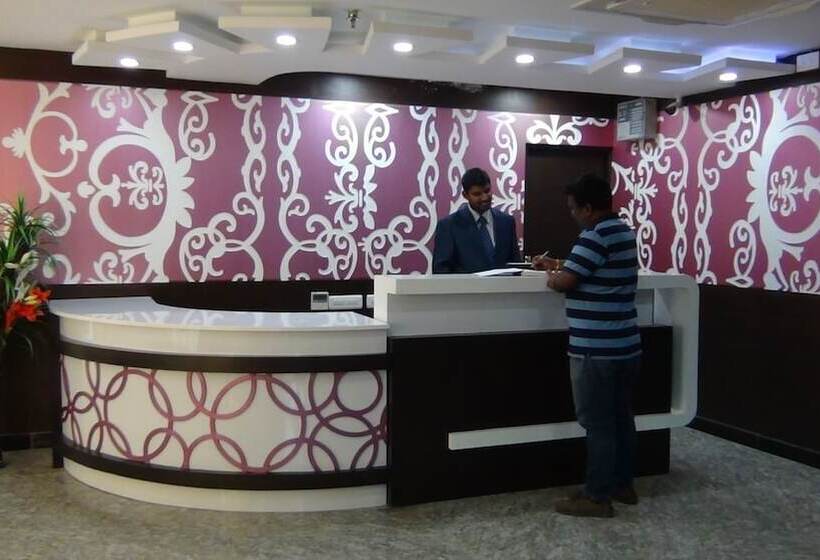 Отель Sumi Palace