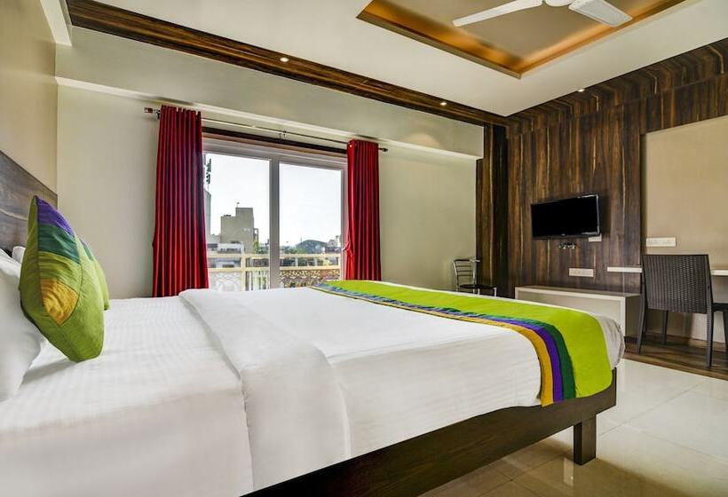 酒店 Treebo Shree Sai Suites