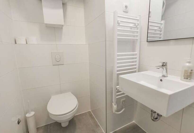 King's Street Apartments