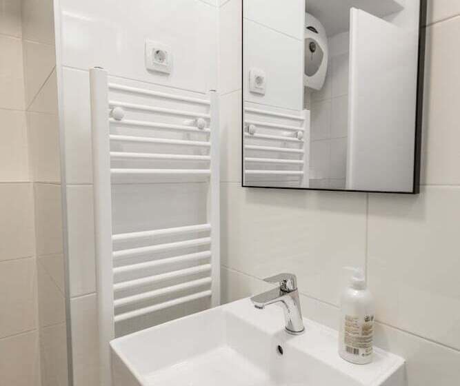 King's Street Apartments