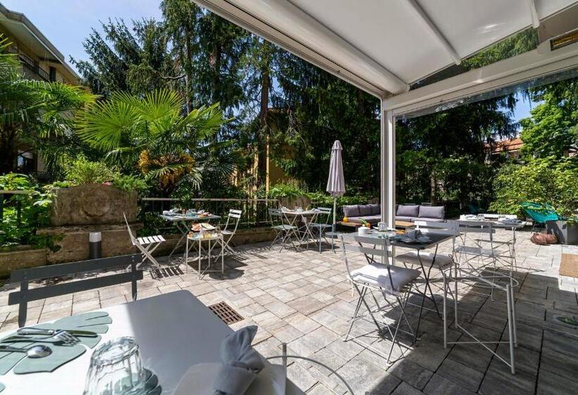 Le Stanze Del Lago Suites & Pool