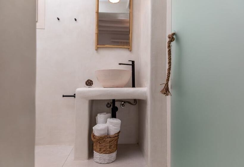 Naxian Lounge Villas