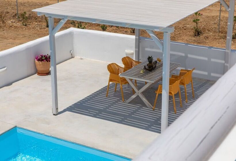 Naxian Lounge Villas