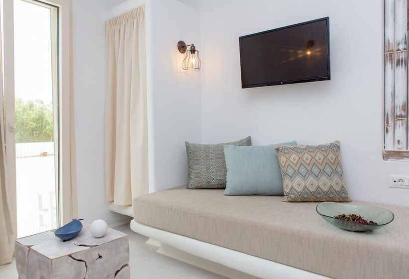 Naxian Lounge Villas