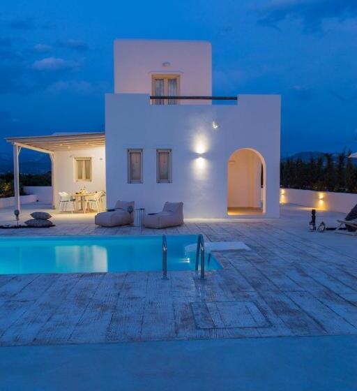 Naxian Lounge Villas