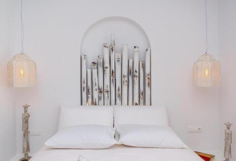 Naxian Lounge Villas