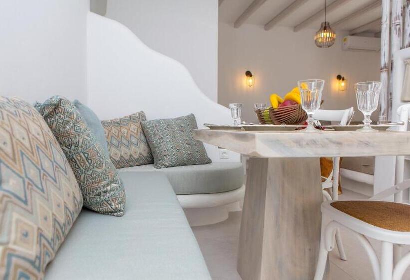 Naxian Lounge Villas