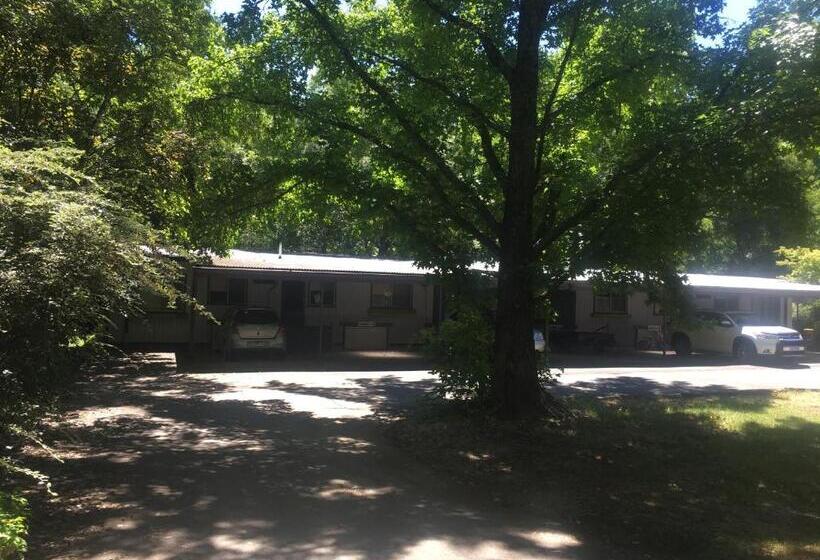 Ovensview On Riverside