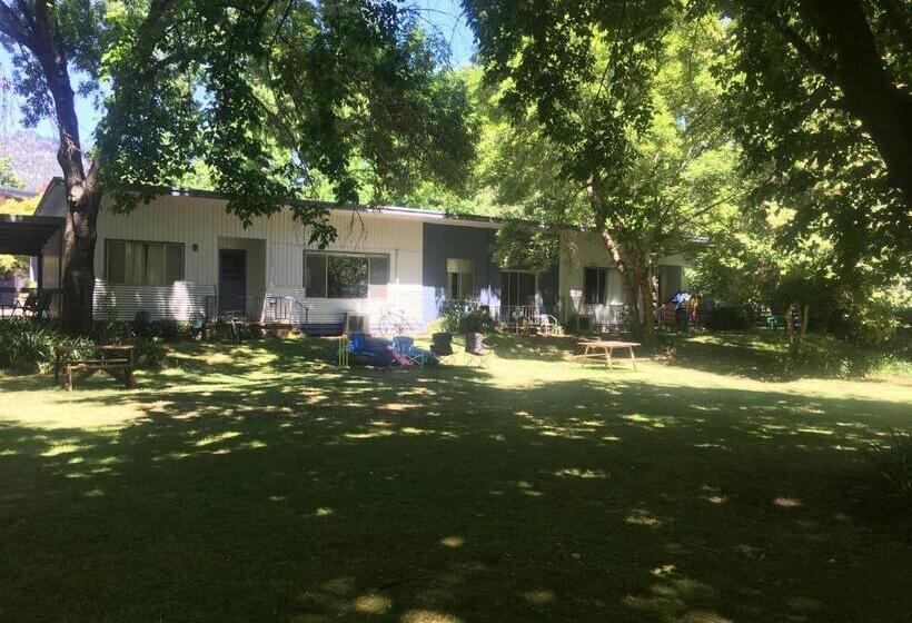 Ovensview On Riverside