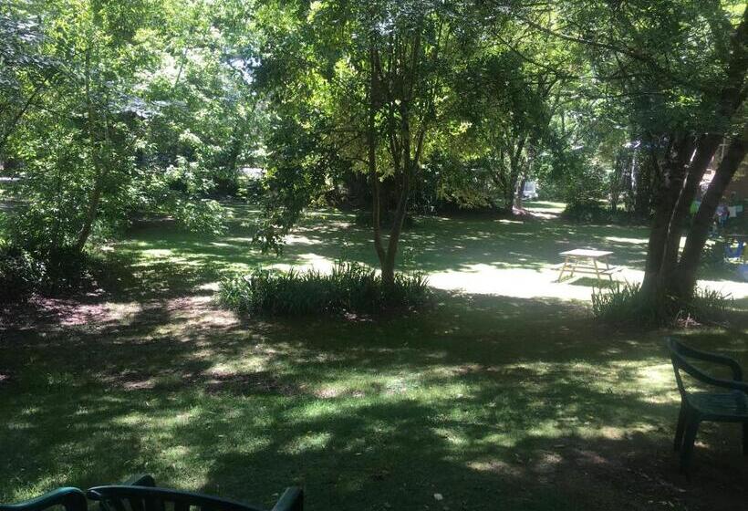 Ovensview On Riverside