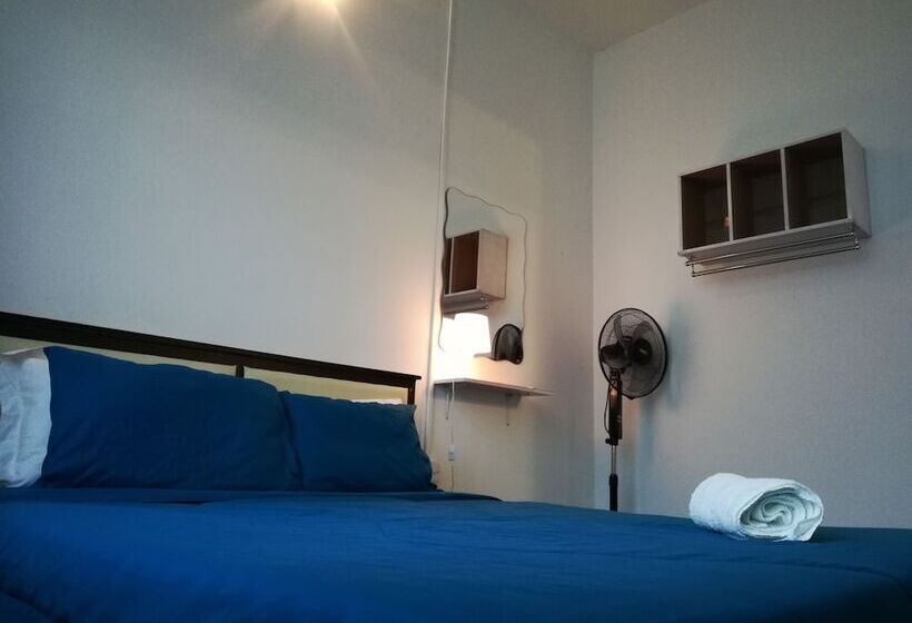 بنسيون Hartamas Homestay