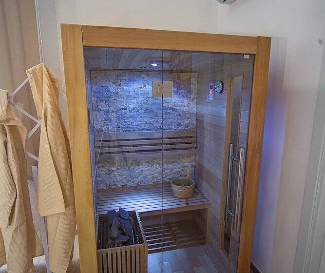 膳宿费 Palermo Gallery