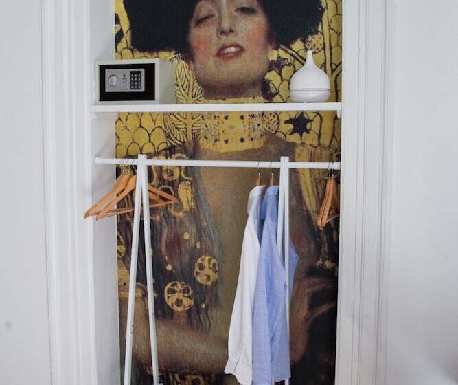 膳宿费 Palermo Gallery