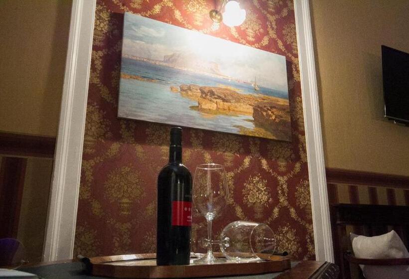 膳宿费 Palermo Gallery