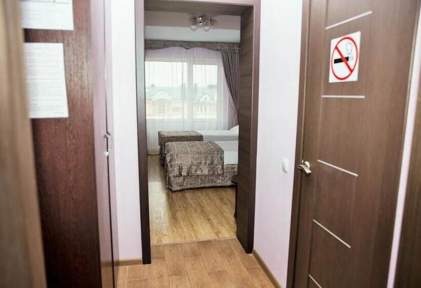 پانسیون Pansionat Iskra