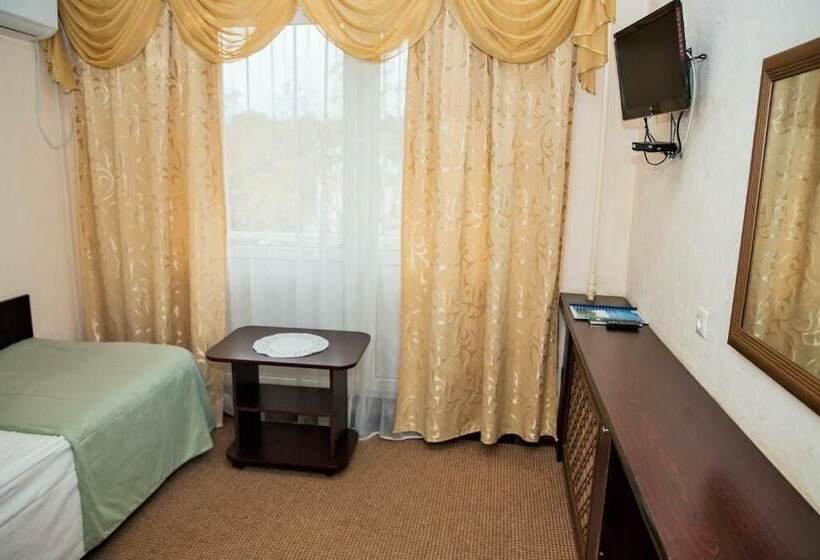 پانسیون Pansionat Iskra