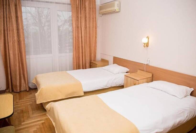 پانسیون Pansionat Iskra