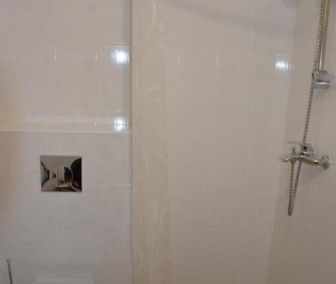 پانسیون Pansionat Iskra