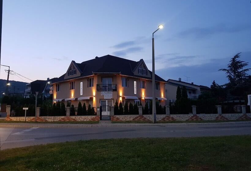 膳宿费 Sunrise Apartmanház