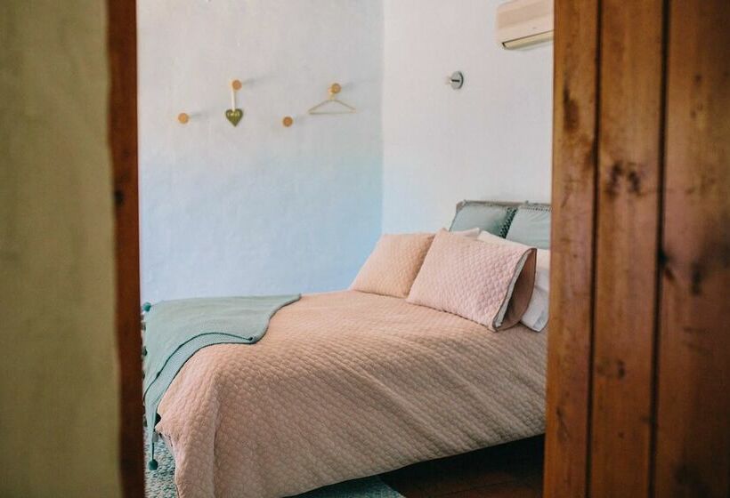 Пансион Auburn Garden Suites