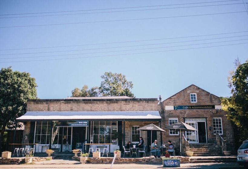 Пансион Auburn Garden Suites