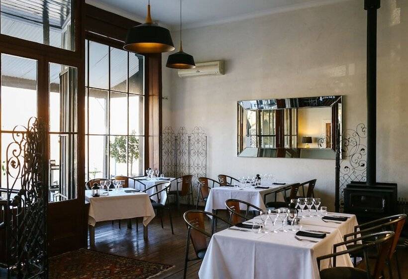 Пансион Auburn Garden Suites