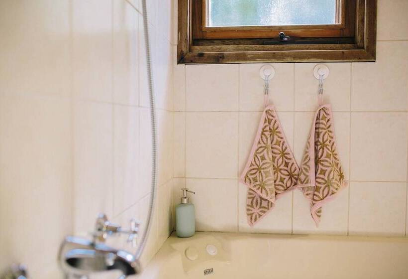 Пансион Auburn Garden Suites