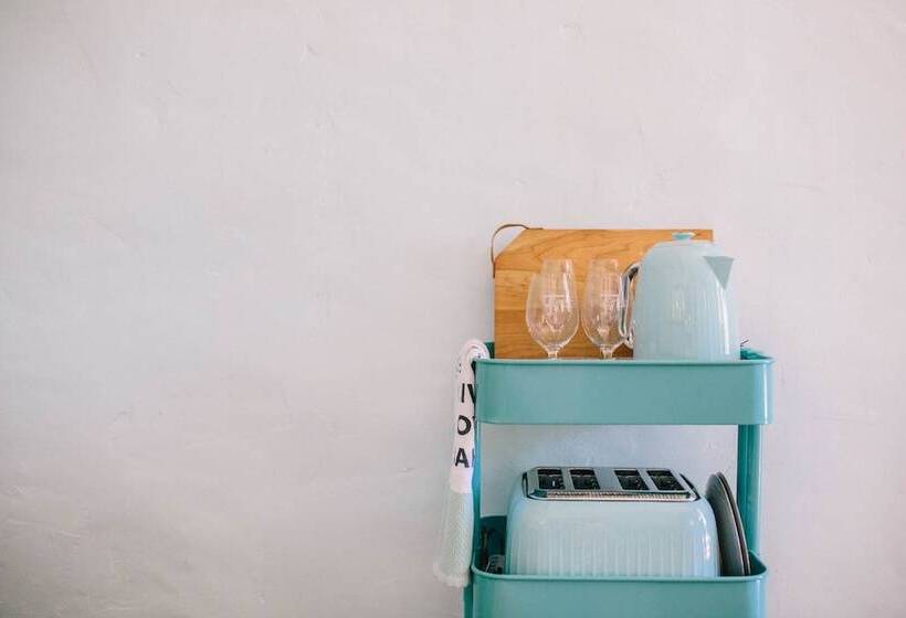 Пансион Auburn Garden Suites