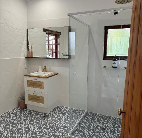 Пансион Auburn Garden Suites