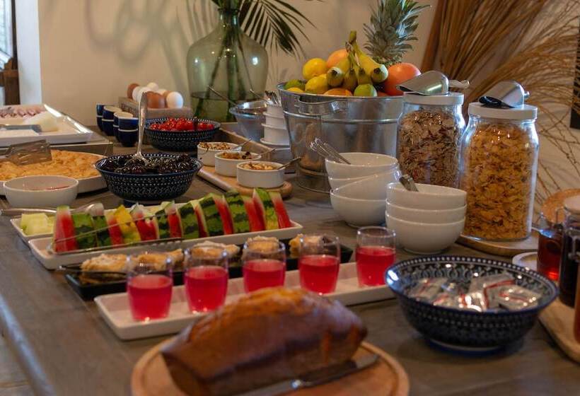 פנסיון Therme Sea Luxury Lodge