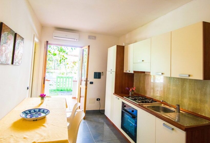 레지던스 Villaggio Costa Real