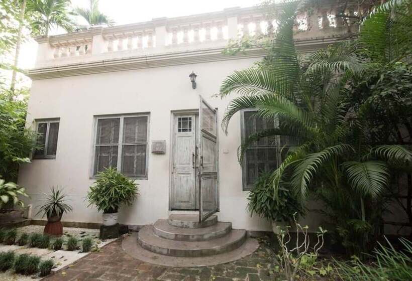 استراحتگاه The Rajbari Bawali