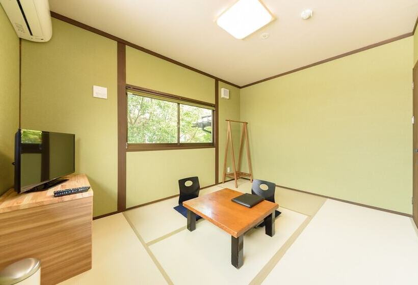 ريوكان Yufuin Iyotomi