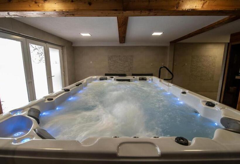 Sweet Life Wellness Apartments