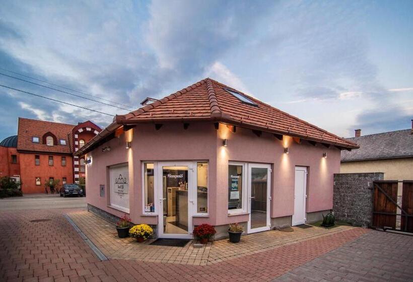 Sweet Life Wellness Apartments