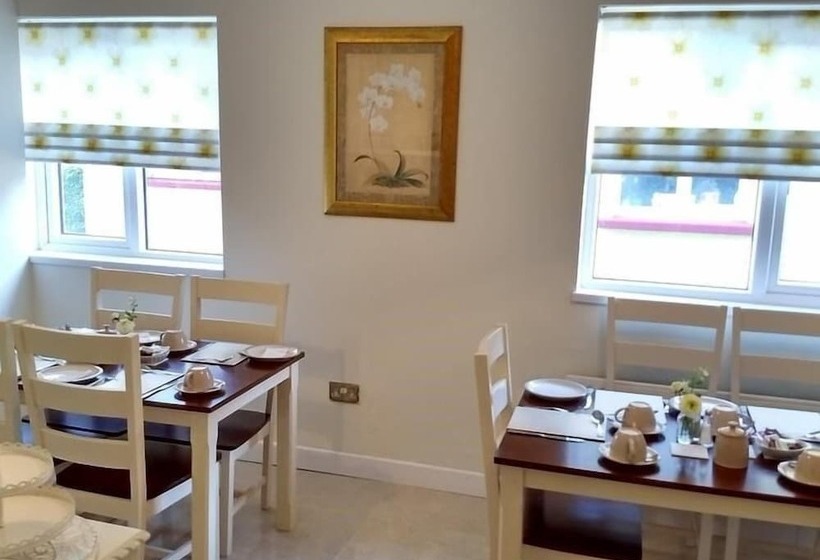 تختخواب و صبحانه The Vee Guest Accommodation