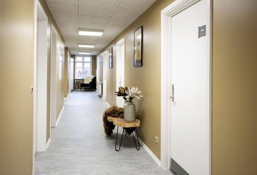 ユースホステル City