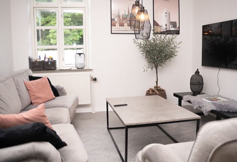 ユースホステル City