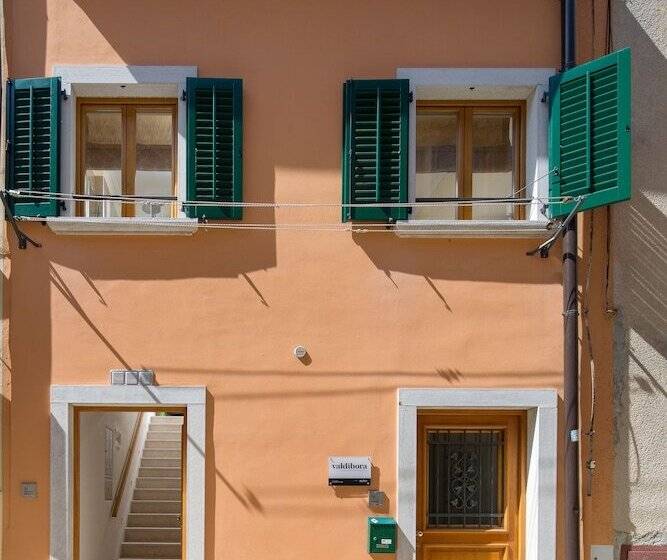 Valdibora Sea View Residence