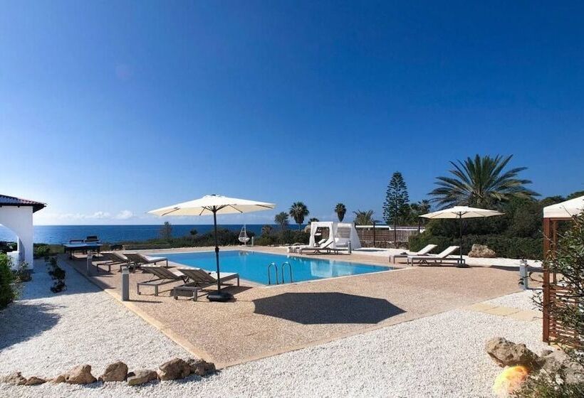 Villa Searay