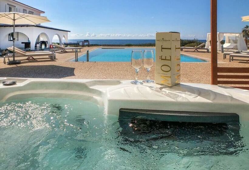 Villa Searay