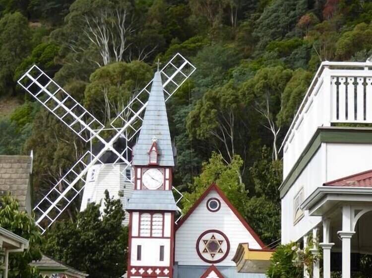 هاستل Aurora Backpackers